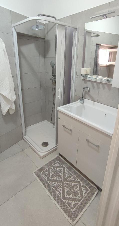 Casa Vacanze Dimora Monfalcone مونتيسكاليوزو المظهر الخارجي الصورة