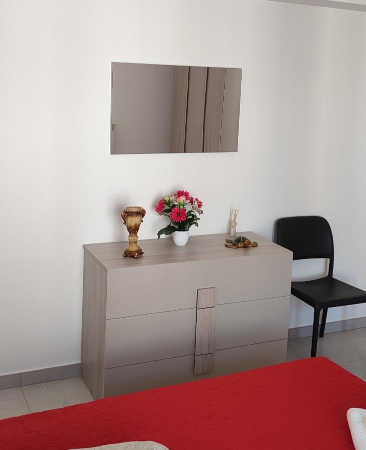 Casa Vacanze Dimora Monfalcone مونتيسكاليوزو المظهر الخارجي الصورة