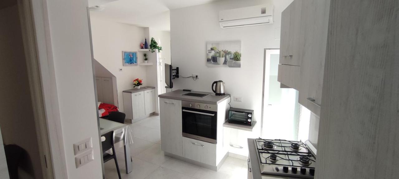 Casa Vacanze Dimora Monfalcone مونتيسكاليوزو المظهر الخارجي الصورة