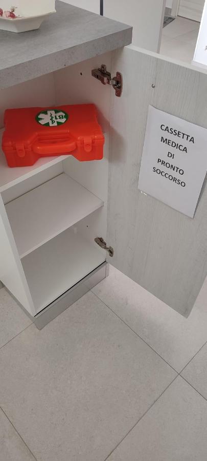 Casa Vacanze Dimora Monfalcone مونتيسكاليوزو المظهر الخارجي الصورة
